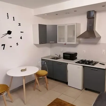 Proche Du Centre-ville アパート カルカソンヌ